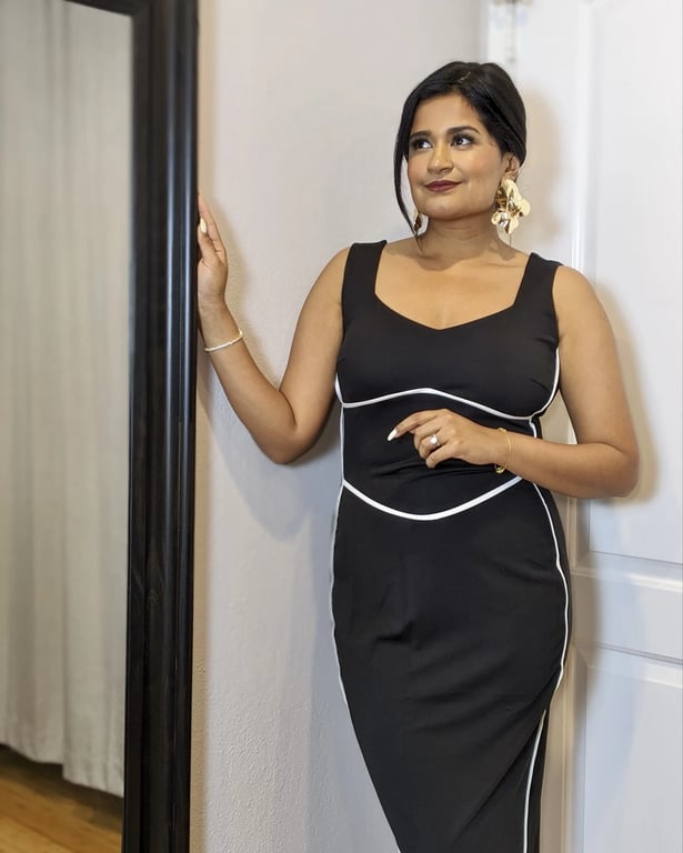 Elegant Contrast Ensemble