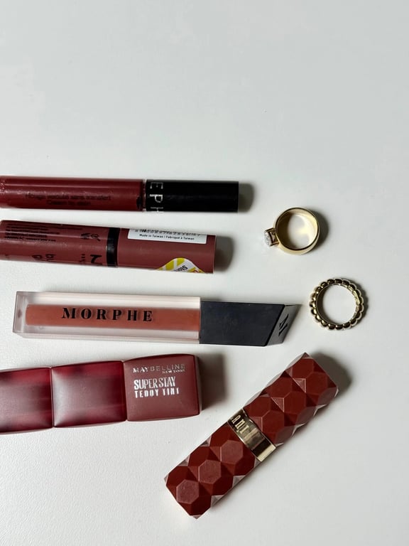 Glamorous Beauty Essentials